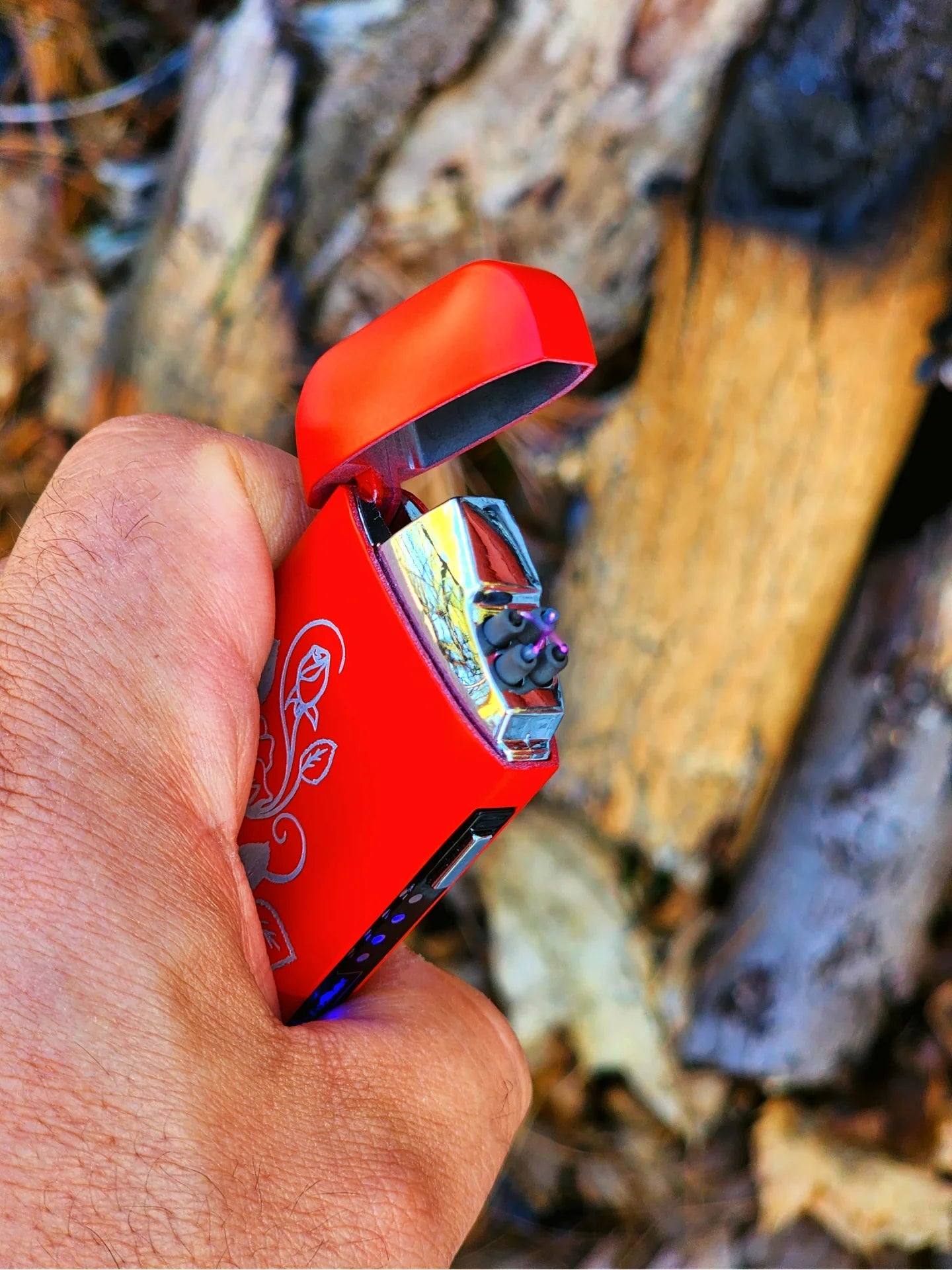 Rechargeable Electronic Dual Arc Lighter, Elegant Design, Red Roses