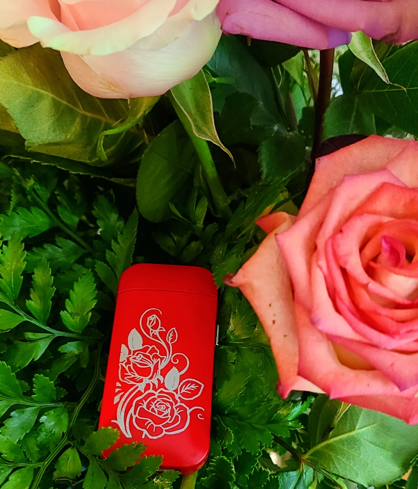 Rechargeable Electronic Dual Arc Lighter, Elegant Design, Red Roses